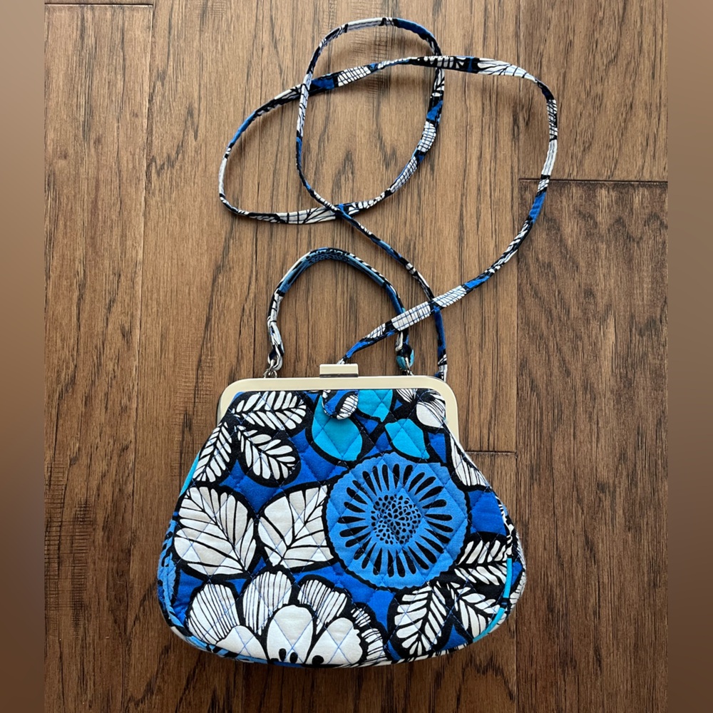Vera Bradley Blue Bayou kiss lock crossbody bag